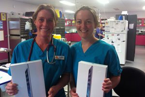 Dr Gertie Nijborg and Dr Fran Mulligan, Hobart Community Vet Hospital